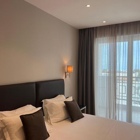 Coastline Luxury Apart Hotel Golem  Dış mekan fotoğraf