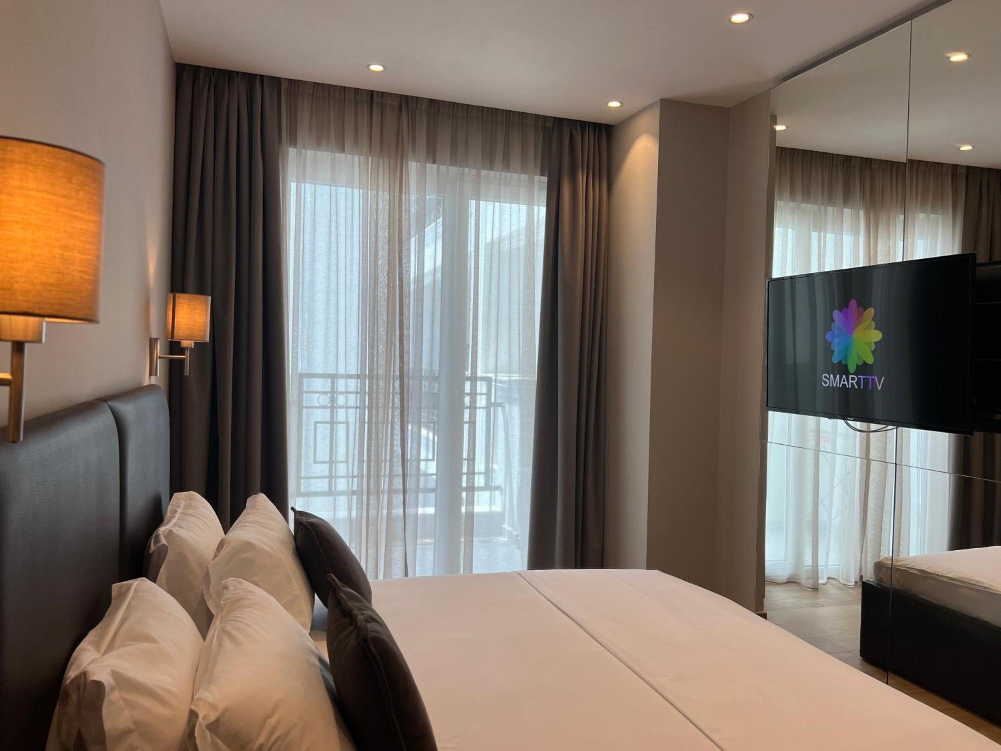 Coastline Luxury Apart Hotel Golem  Dış mekan fotoğraf