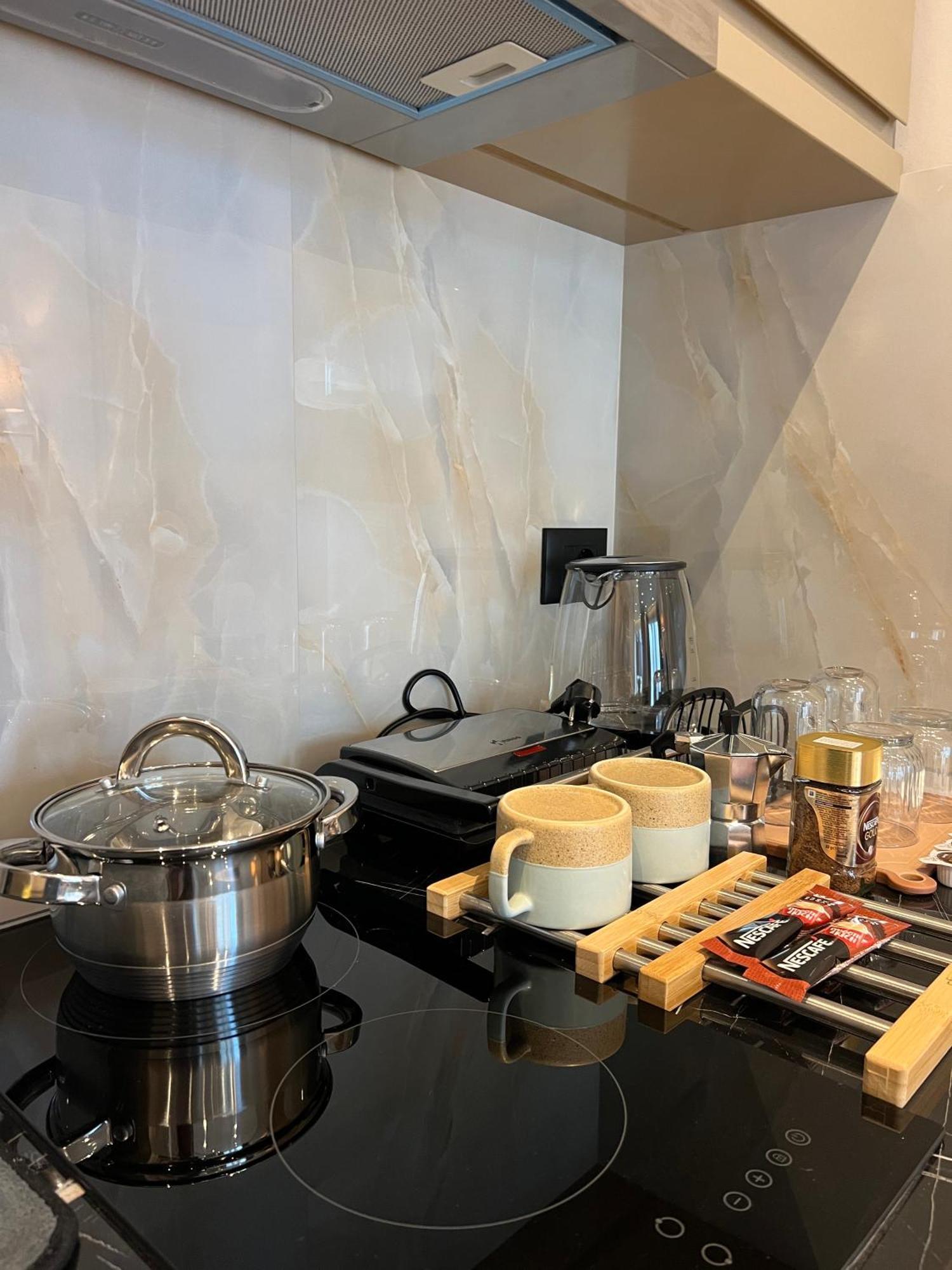 Coastline Luxury Apart Hotel Golem  Dış mekan fotoğraf