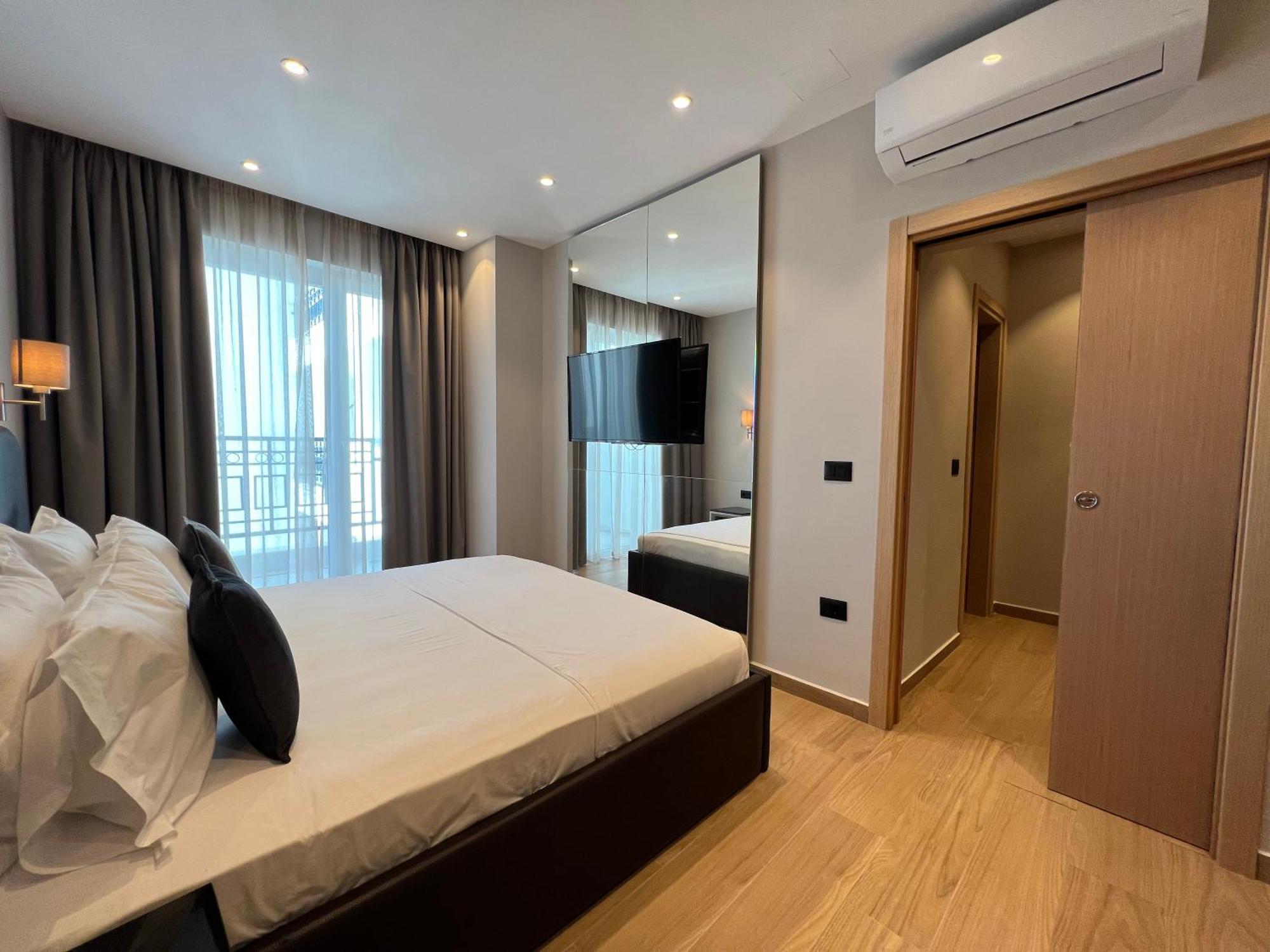 Coastline Luxury Apart Hotel Golem  Dış mekan fotoğraf